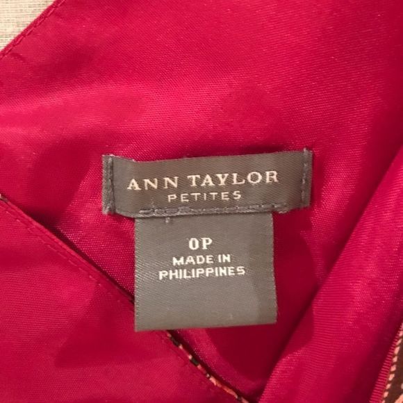 Ann Taylor Petite Dress 0P red with Floral Print - Picture 6 of 7